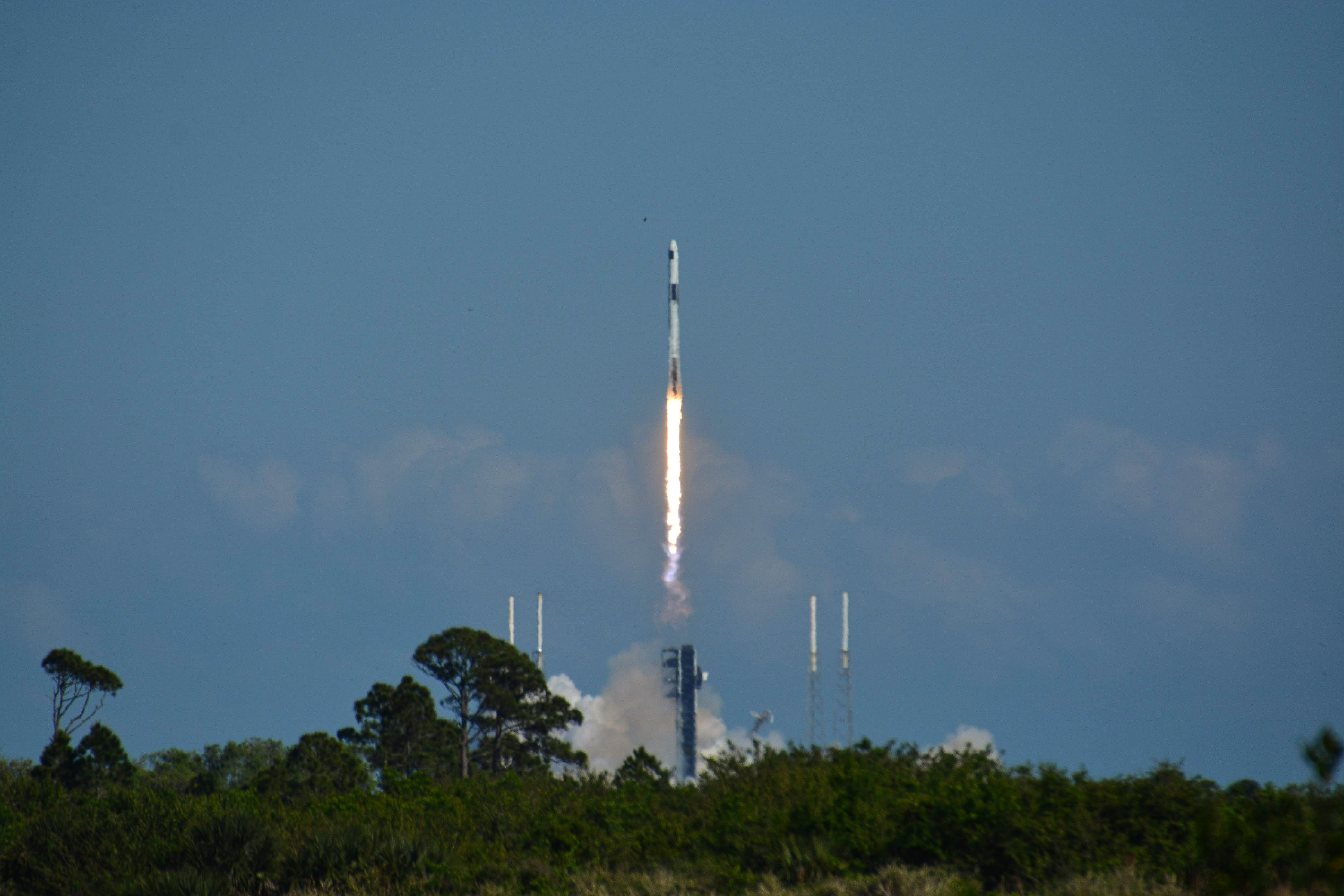 A rocket taking off

Description automatically generated with medium confidence